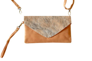 Piper Clutch bag in Tan and Caramel leather - Kardia